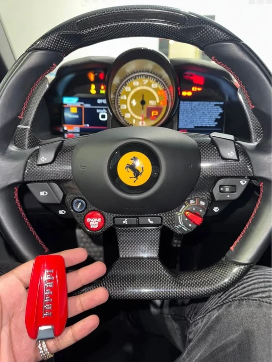 2020 Ferrari 812 Superfast - Image 15 of 15