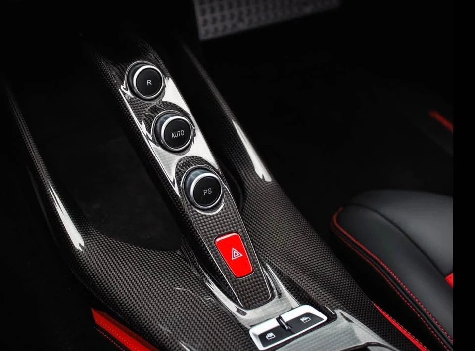 2020 Ferrari 812 Superfast - Image 11 of 15