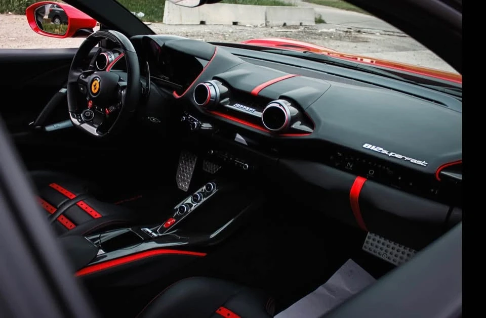 2020 Ferrari 812 Superfast - Image 15 of 15