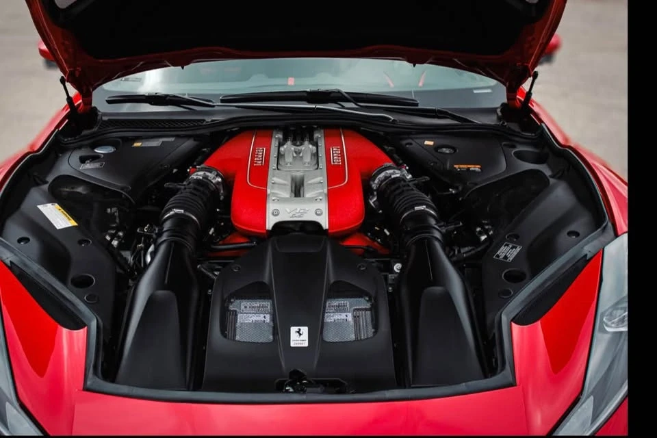 2020 Ferrari 812 Superfast - Image 9 of 15