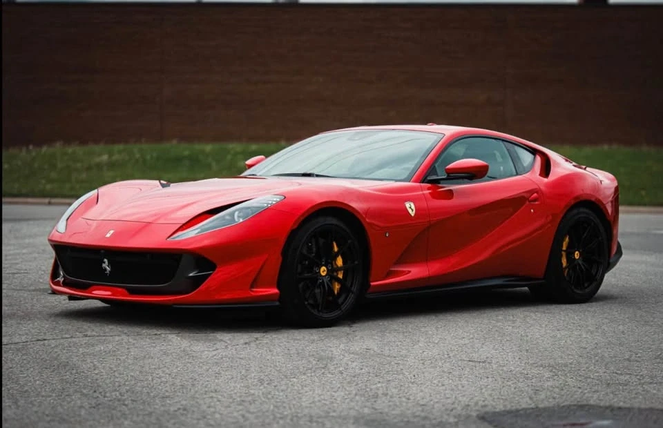 2020 Ferrari 812 Superfast - Image 5 of 15
