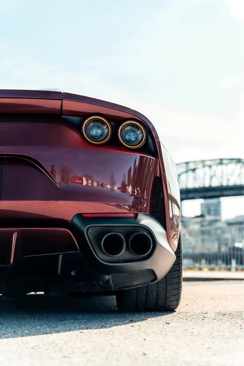 2020 Ferrari 812 Superfast - Image 4 of 15