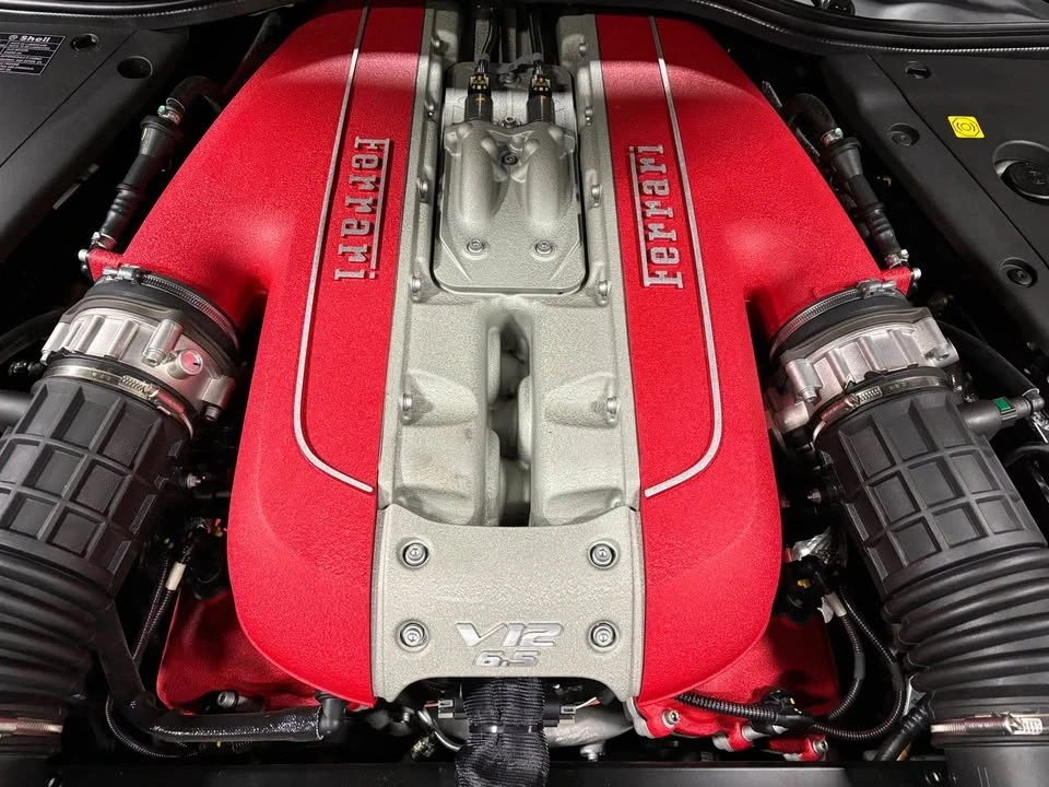 2020 Ferrari 812 Superfast - Image 14 of 15