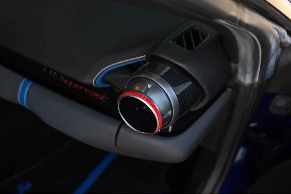 2020 Ferrari 812 Superfast - Image 10 of 15
