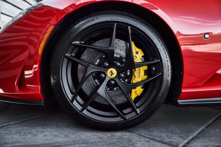 2020 Ferrari 812 Superfast - Image 7 of 12