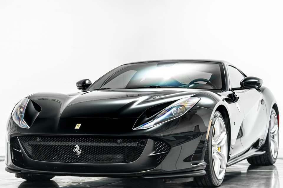 2020 Ferrari 812 Superfast - Image 4 of 19