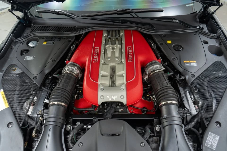 2020 Ferrari 812 Superfast - Image 11 of 19