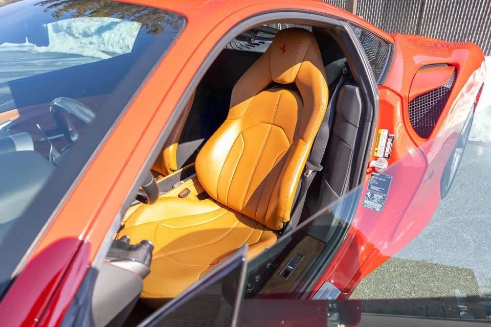 2020 Ferrari F8 Tributo - Image 8 of 14