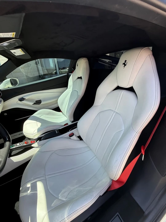2020 Ferrari F8 Tributo - Image 14 of 19