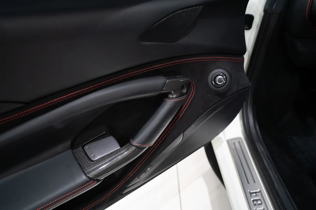 2020 Ferrari F8 Tributo - Image 6 of 21