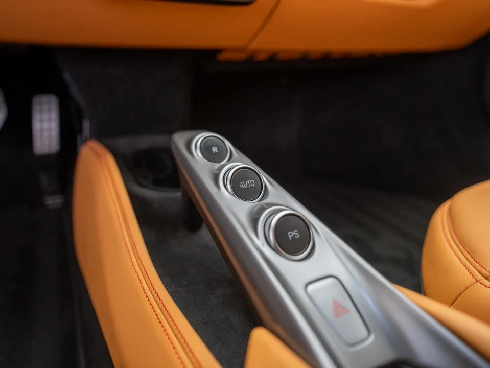 2020 Ferrari F8 Tributo - Image 28 of 31