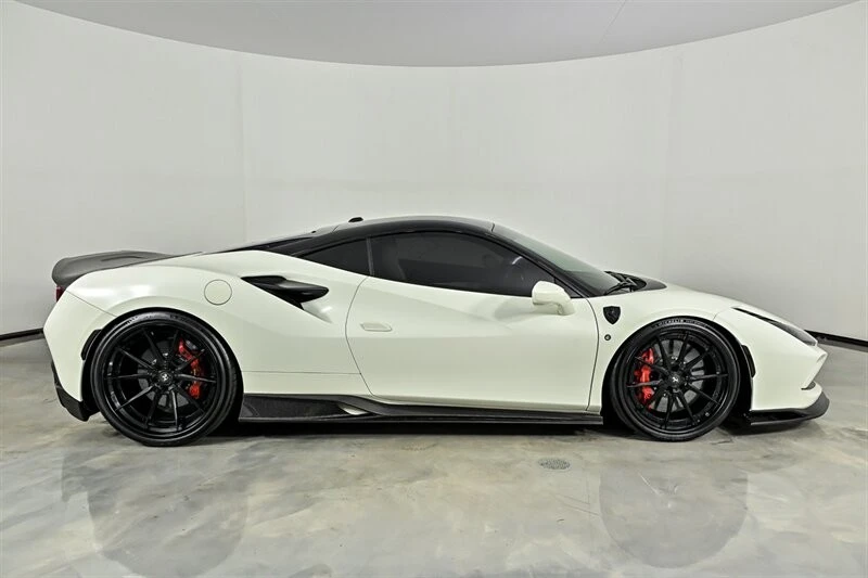 2020 Ferrari F8 Tributo - Image 10 of 31