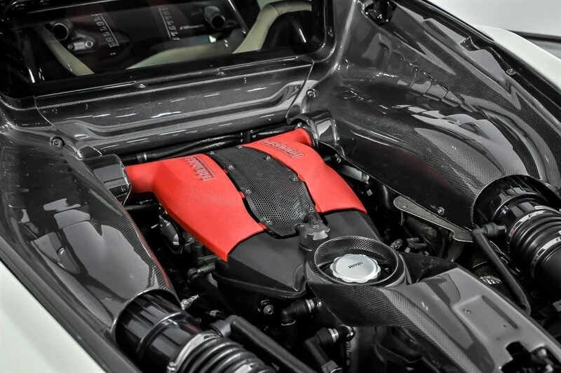 2020 Ferrari F8 Tributo - Image 10 of 31