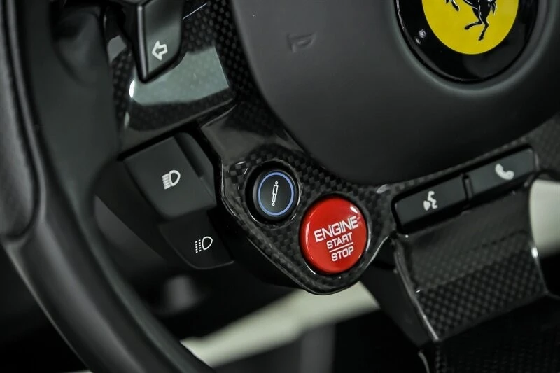 2020 Ferrari F8 Tributo - Image 22 of 31