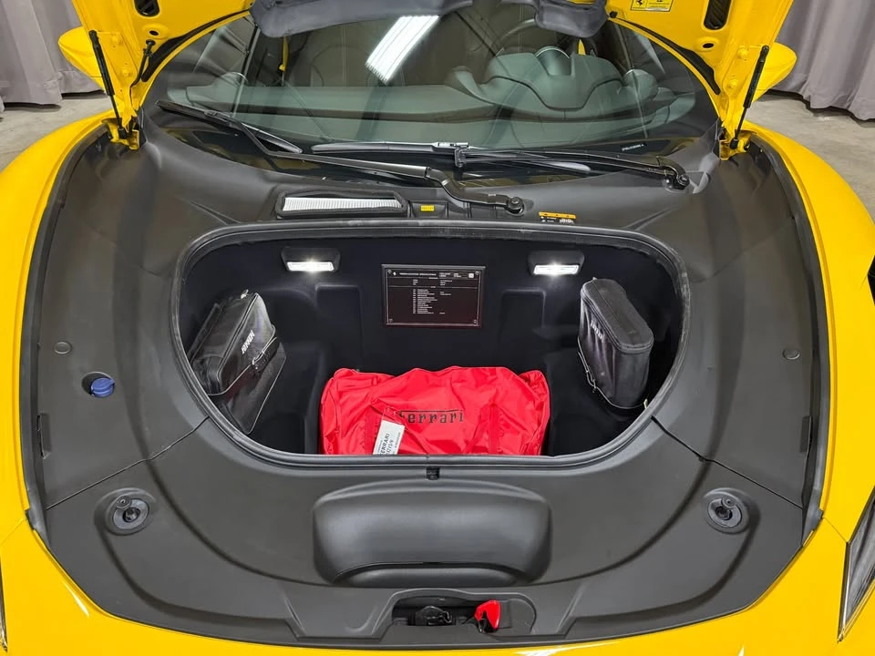 2020 Ferrari F8 Tributo - Image 17 of 20
