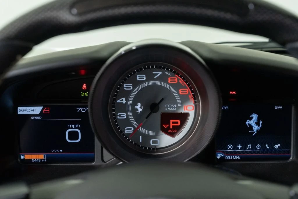 2020 Ferrari F8 Tributo - Image 27 of 31