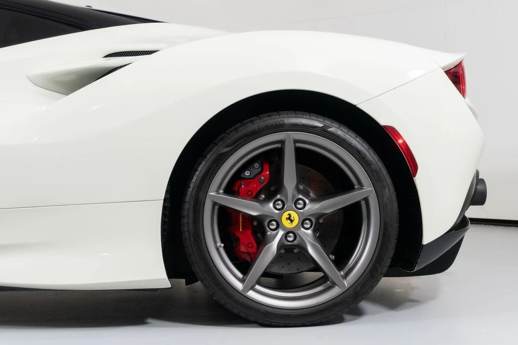 2020 Ferrari F8 Tributo - Image 14 of 31