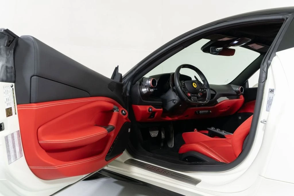 2020 Ferrari F8 Tributo - Image 22 of 31