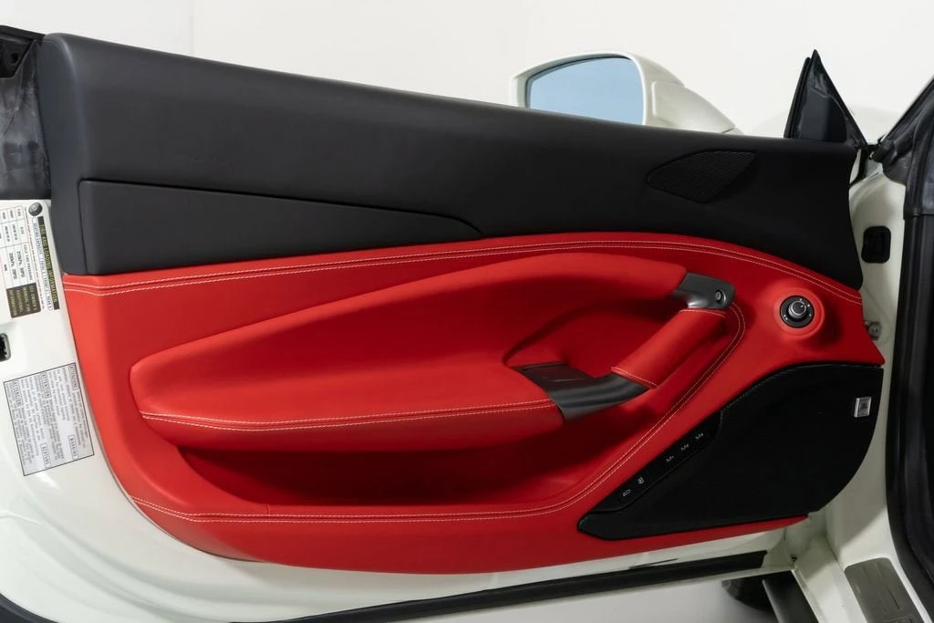 2020 Ferrari F8 Tributo - Image 24 of 31