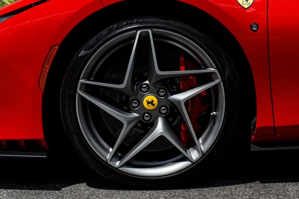 2020 Ferrari F8 Tributo - Image 12 of 17