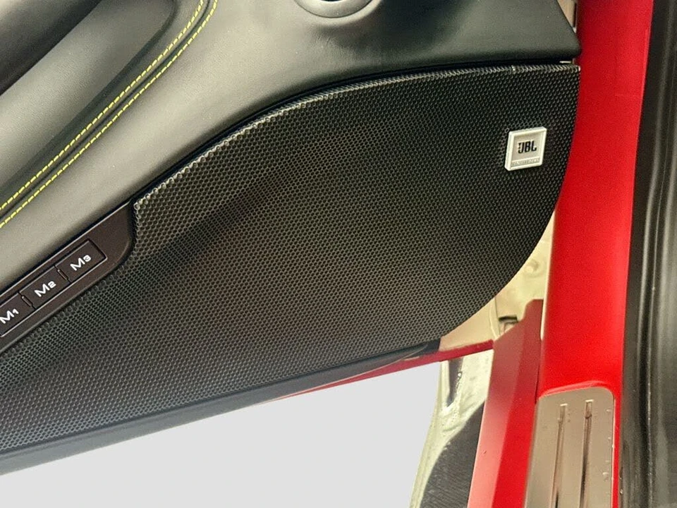 2020 Ferrari F8 Tributo - Image 19 of 31