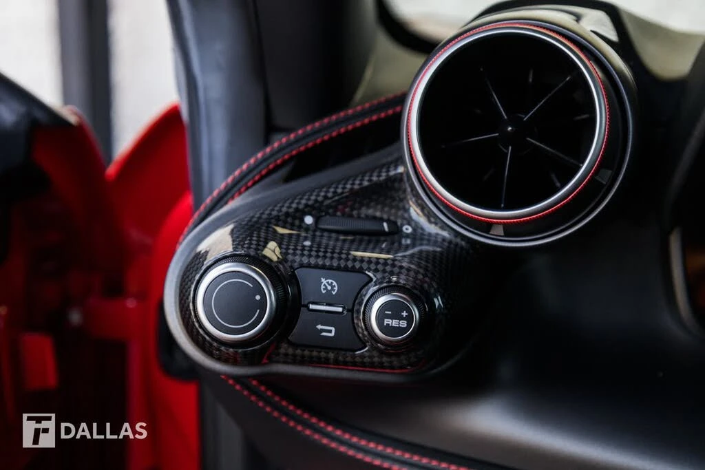 2020 Ferrari F8 Tributo - Image 27 of 31