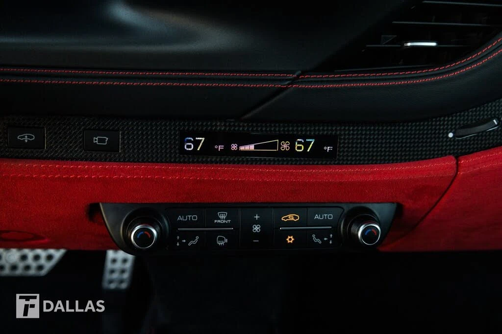 2020 Ferrari F8 Tributo - Image 29 of 31
