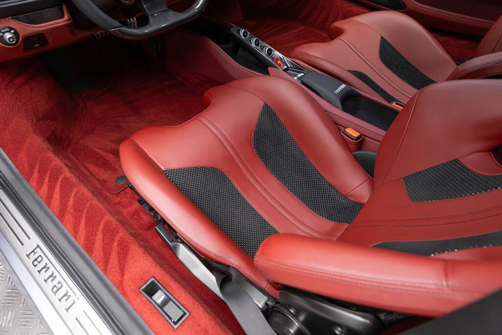 2020 Ferrari F8 Tributo - Image 19 of 31