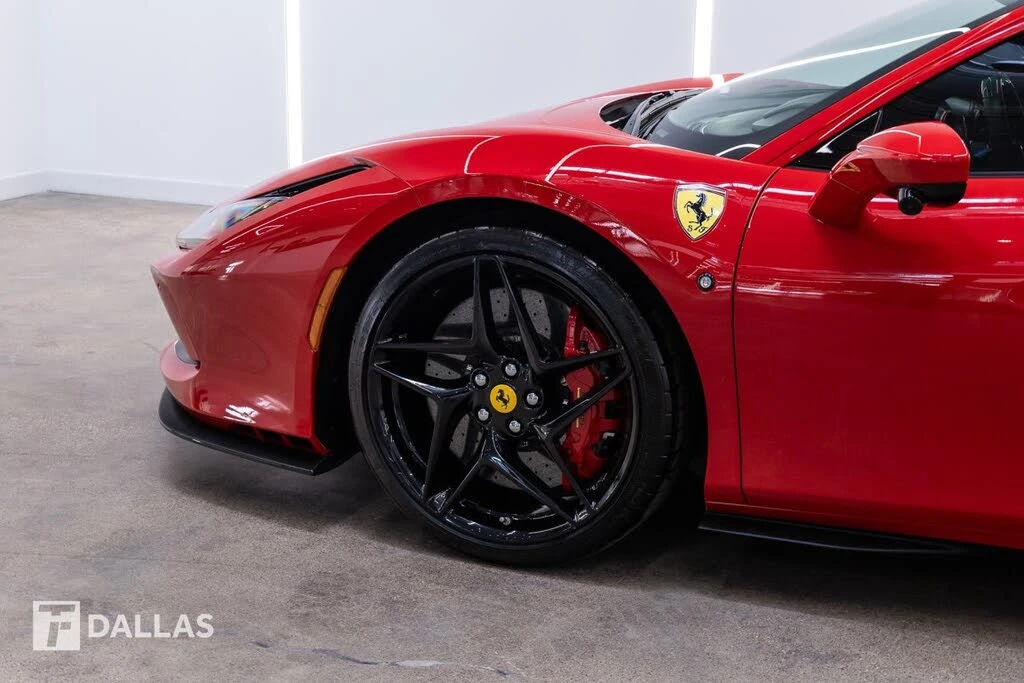 2020 Ferrari F8 Tributo - Image 2 of 31