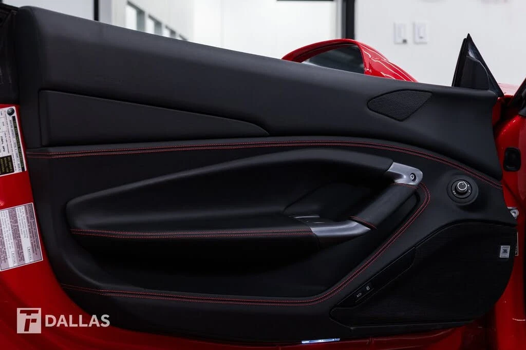 2020 Ferrari F8 Tributo - Image 20 of 31