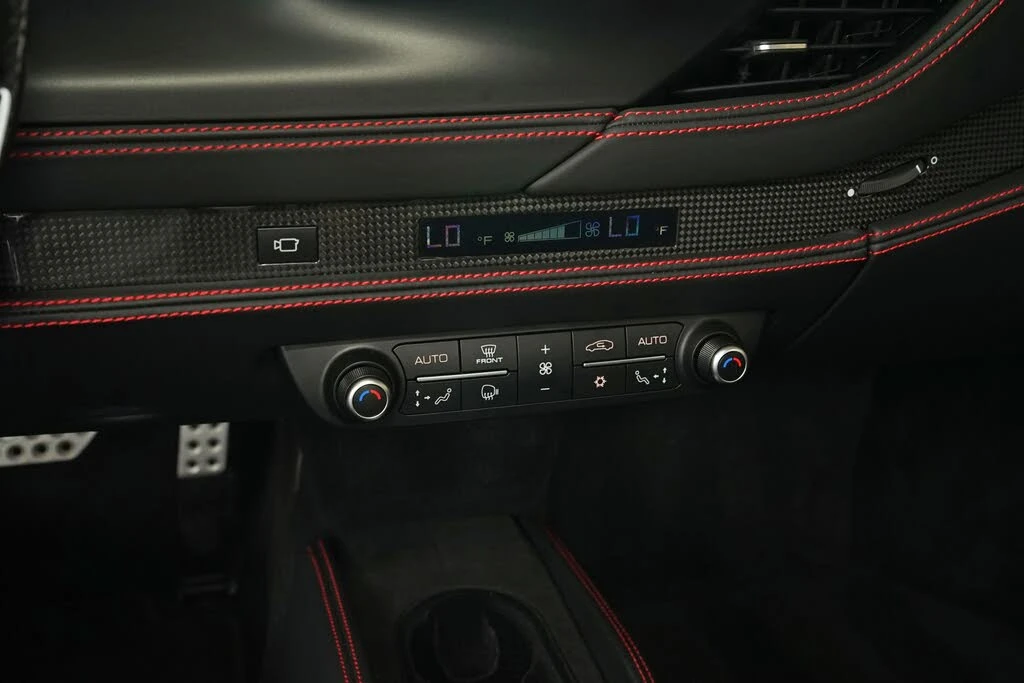 2020 Ferrari F8 Tributo - Image 22 of 29
