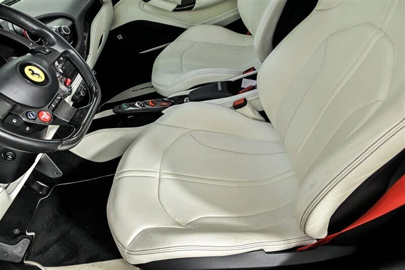 2020 Ferrari F8 Tributo - Image 22 of 31