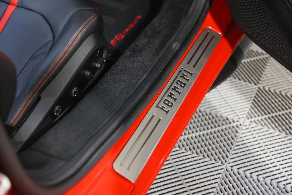 2020 Ferrari F8 Tributo - Image 28 of 31