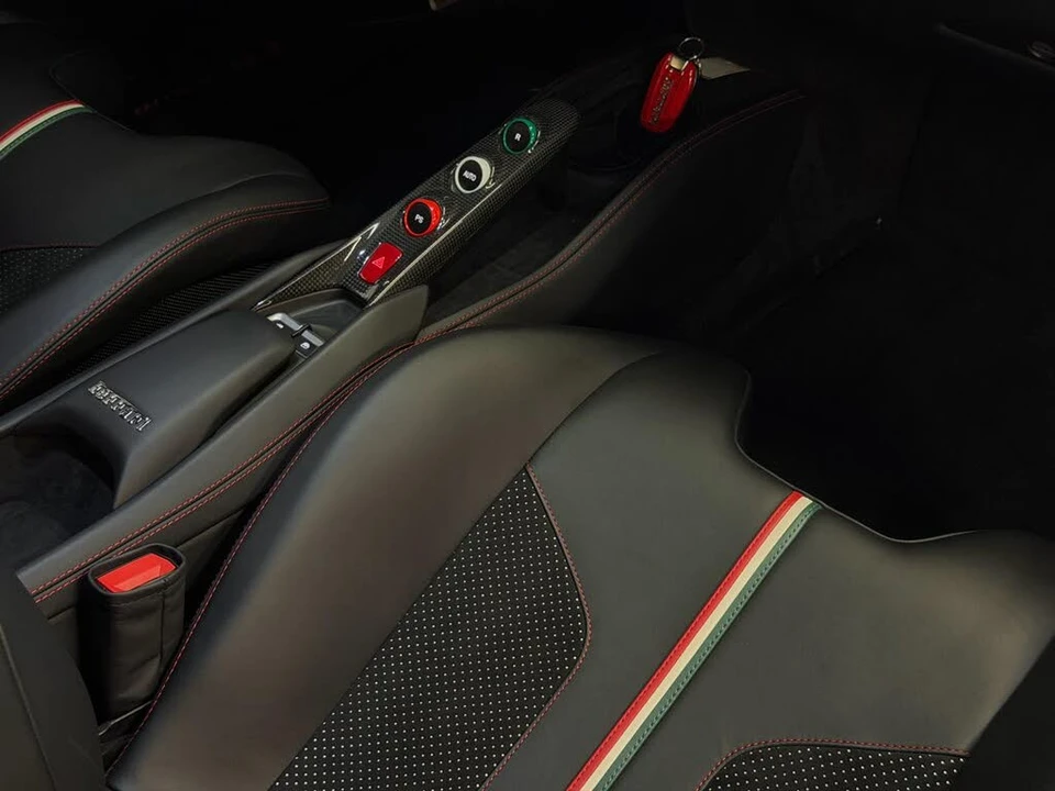 2020 Ferrari F8 Tributo - Image 31 of 31