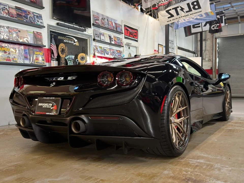 2020 Ferrari F8 Tributo - Image 7 of 31