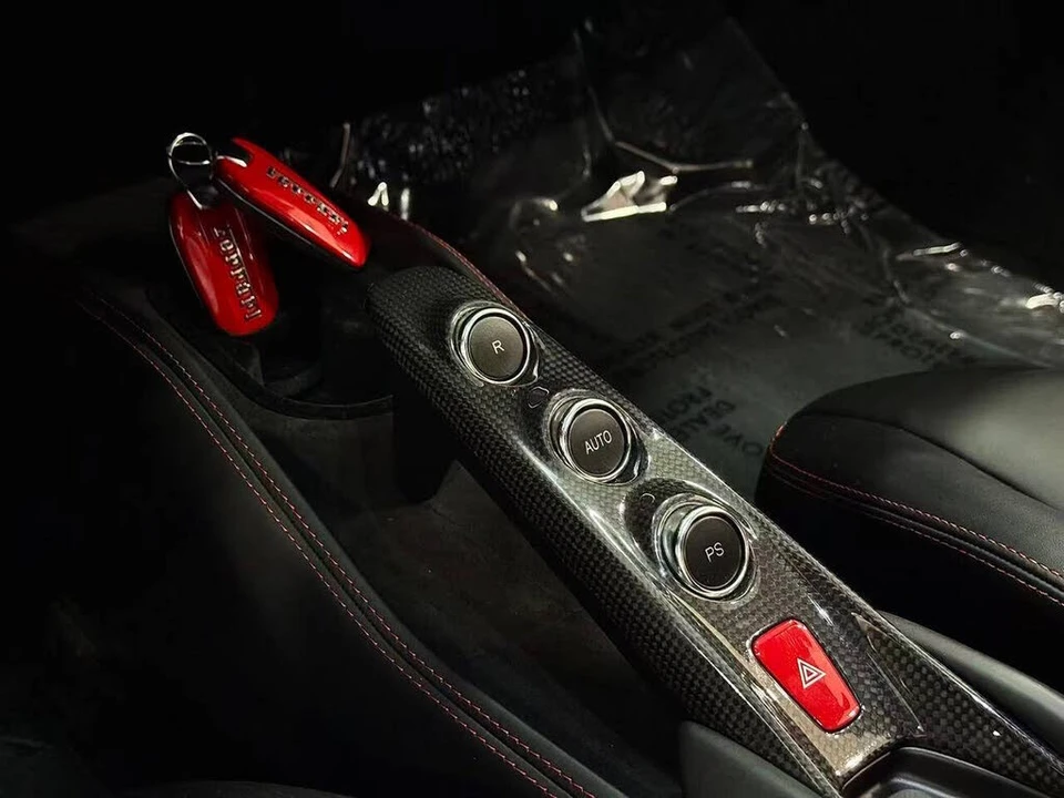 2020 Ferrari F8 Tributo - Image 13 of 28