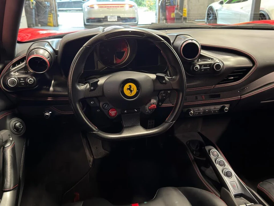 2020 Ferrari F8 Tributo - Image 15 of 31