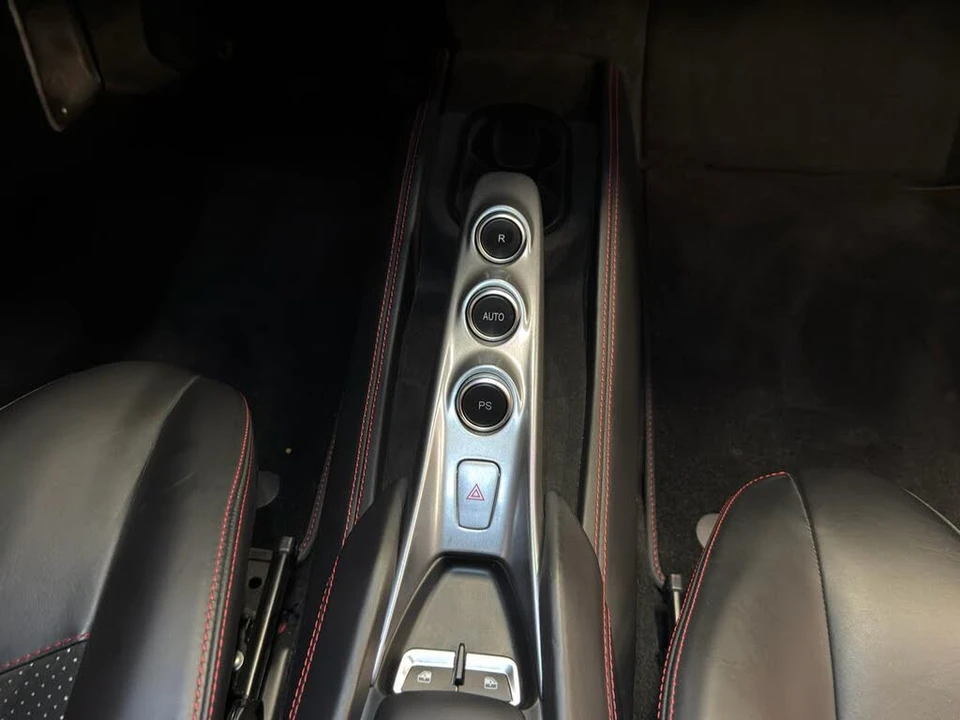 2020 Ferrari F8 Tributo - Image 22 of 31