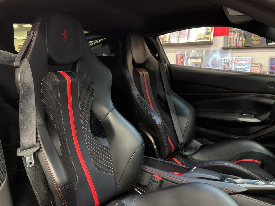 2020 Ferrari F8 Tributo - Image 21 of 31