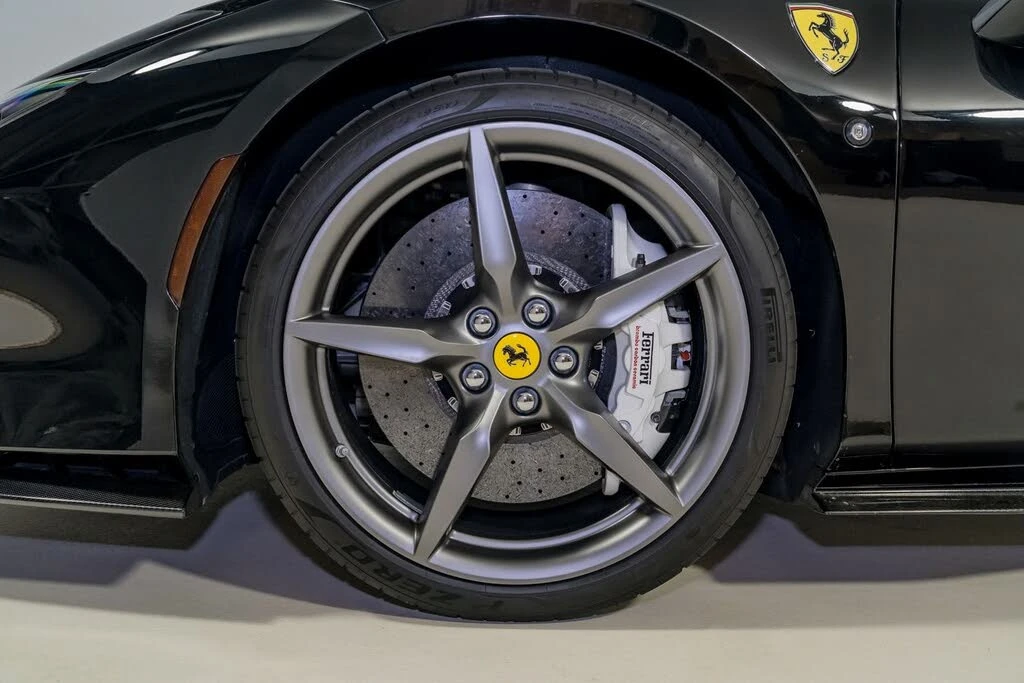 2020 Ferrari F8 Tributo - Image 12 of 31