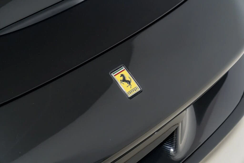 2020 Ferrari F8 Tributo - Image 31 of 31