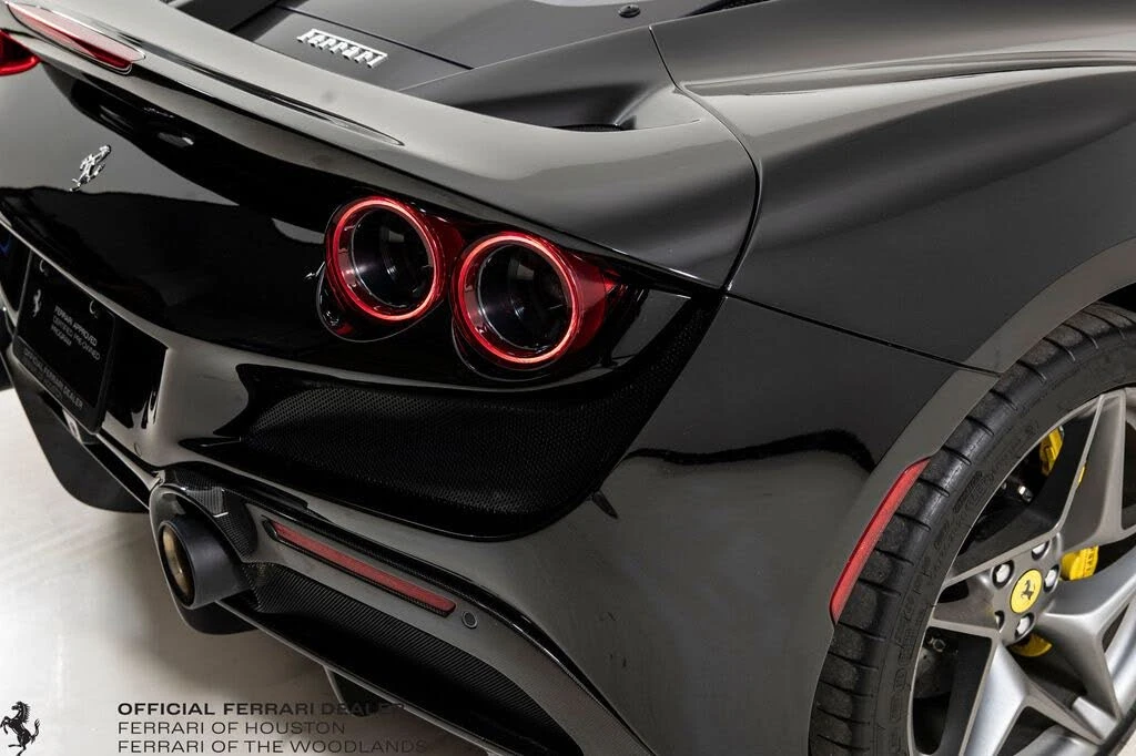 2020 Ferrari F8 Tributo - Image 25 of 31