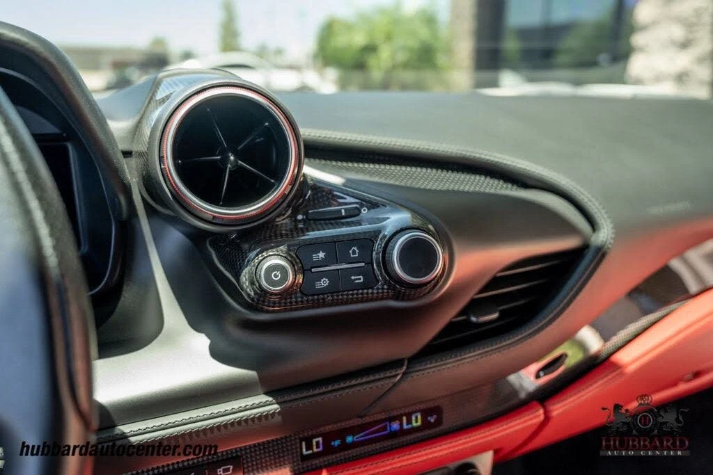 2020 Ferrari F8 Tributo - Image 26 of 31