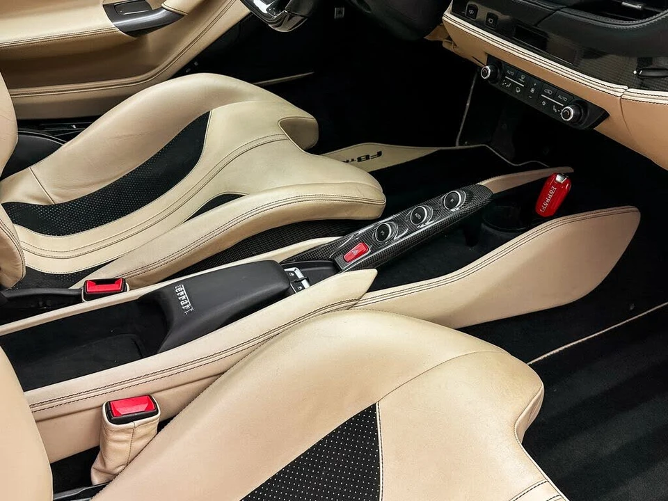 2020 Ferrari F8 Tributo - Image 21 of 31