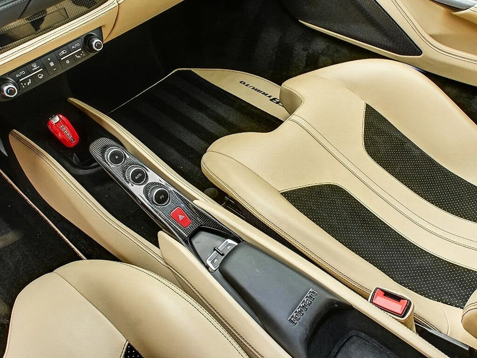 2020 Ferrari F8 Tributo - Image 18 of 31