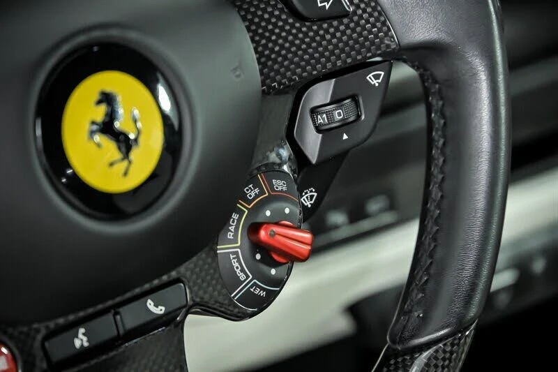 2020 Ferrari F8 Tributo - Image 23 of 31