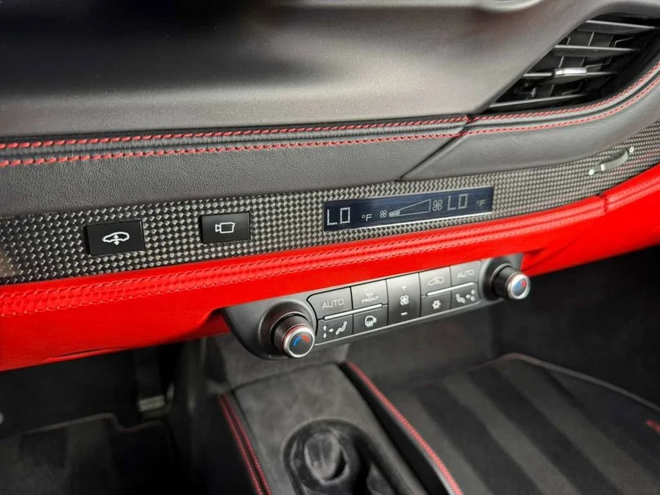2020 Ferrari F8 Tributo - Image 20 of 21