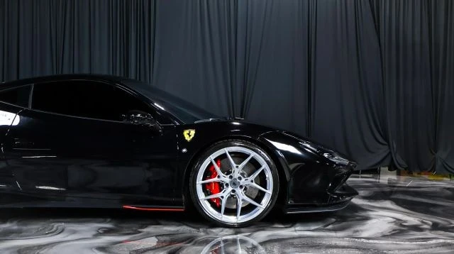2020 Ferrari F8 Tributo - Image 5 of 23