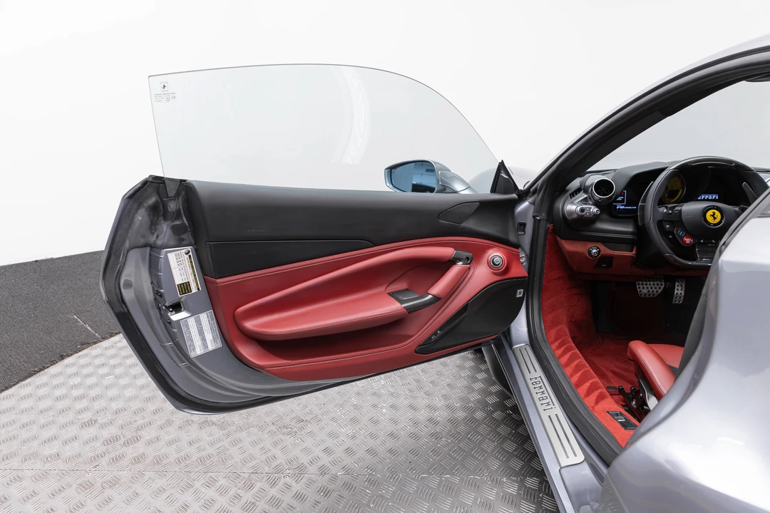 2020 Ferrari F8 Tributo - Image 11 of 31