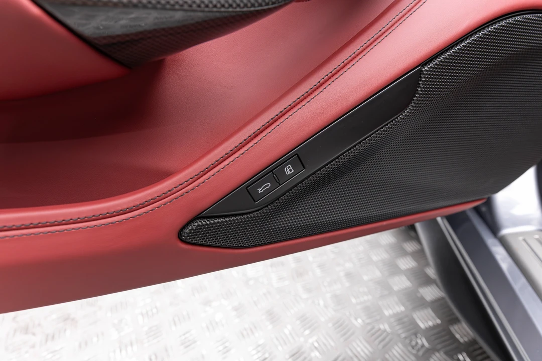 2020 Ferrari F8 Tributo - Image 14 of 31